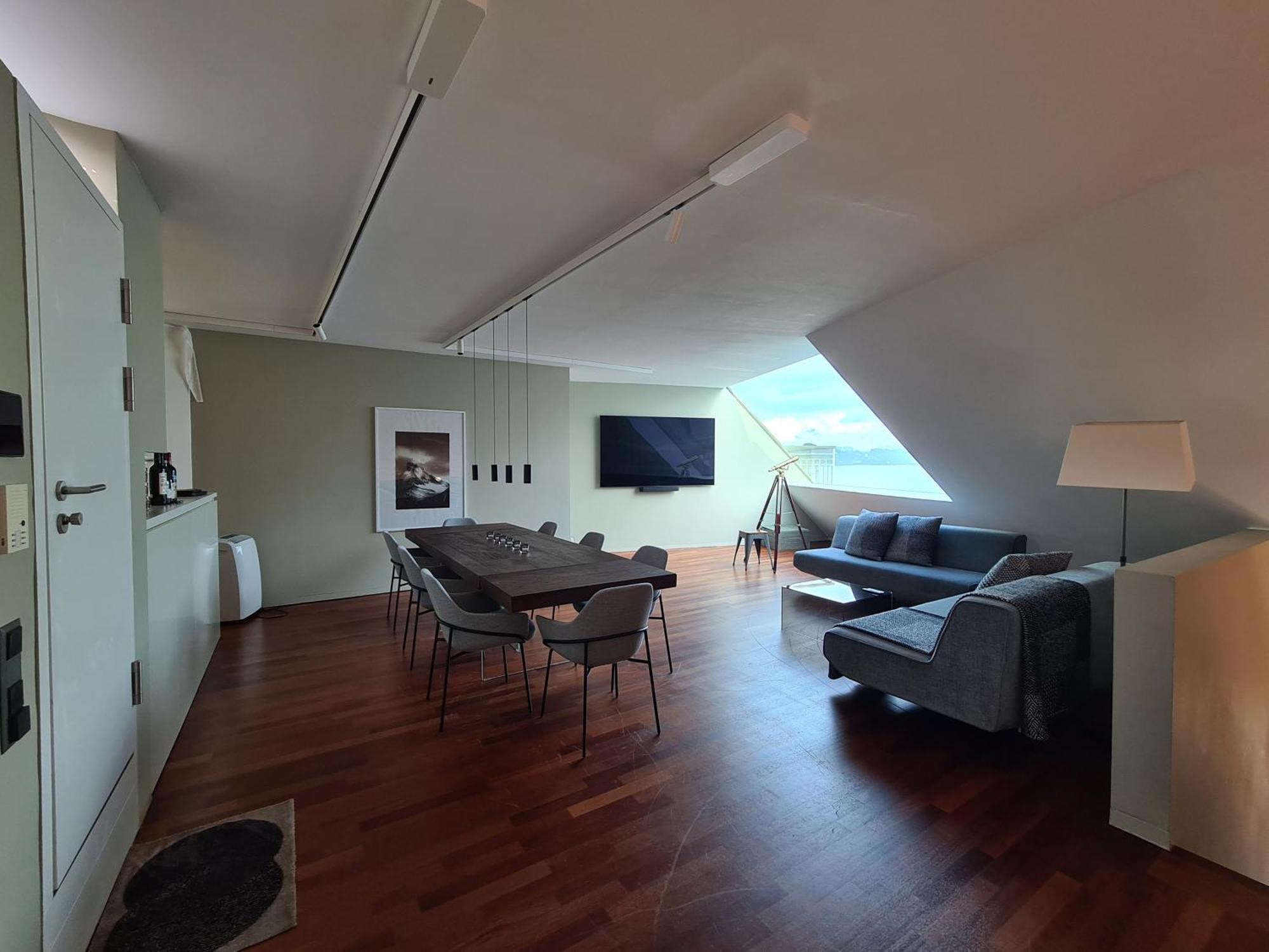 Lucerne Lake View Apartments Buitenkant foto