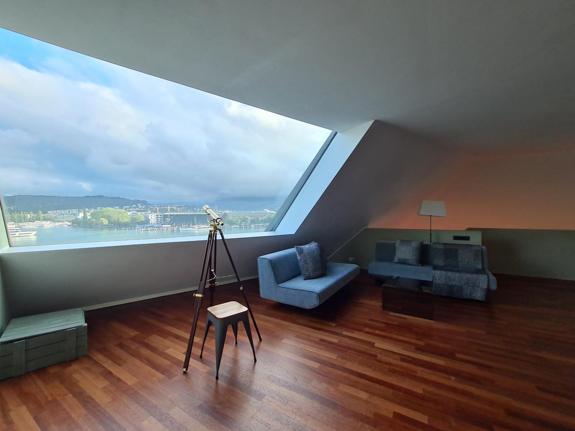 Lucerne Lake View Apartments Buitenkant foto