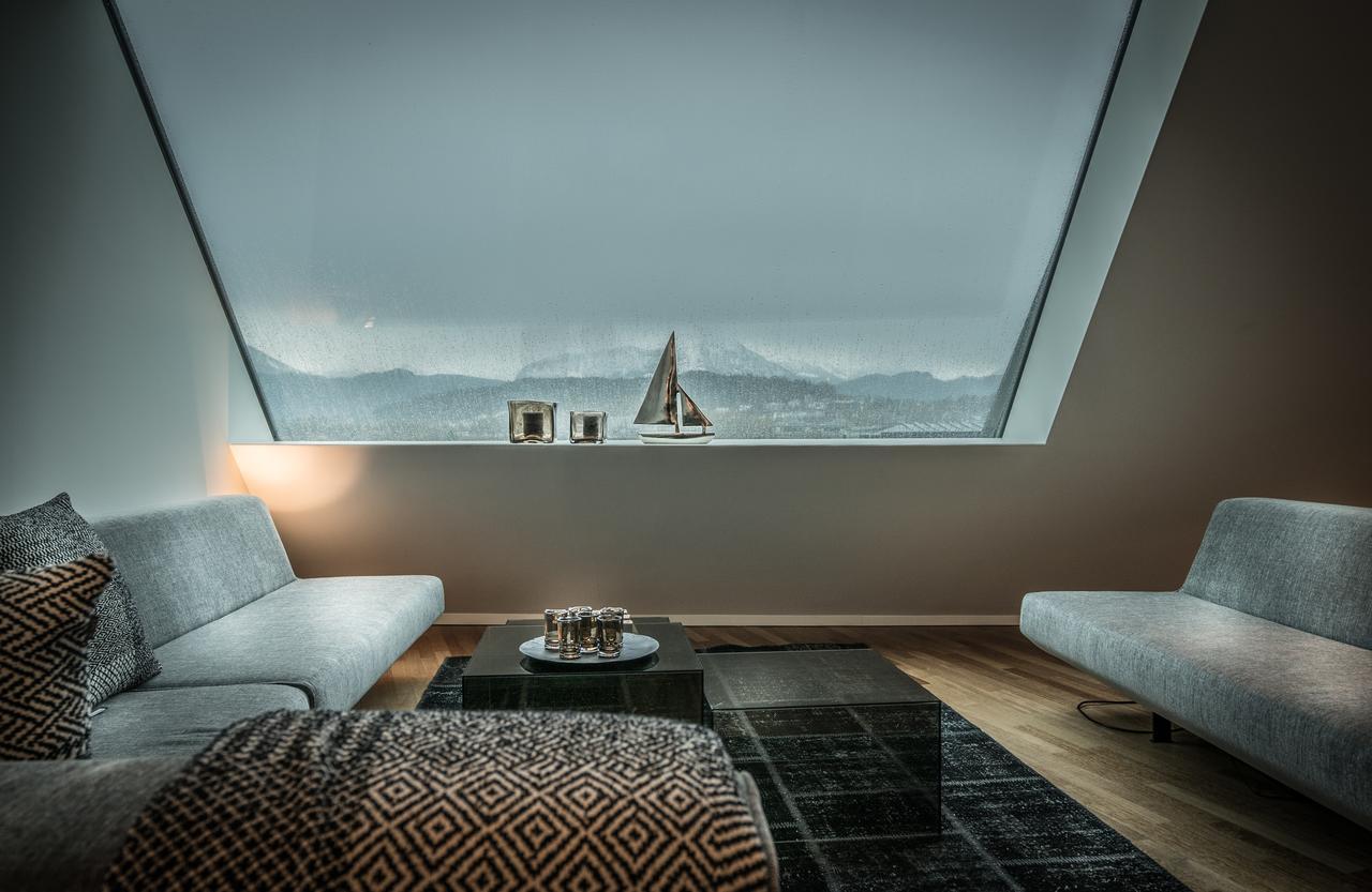 Lucerne Lake View Apartments Buitenkant foto